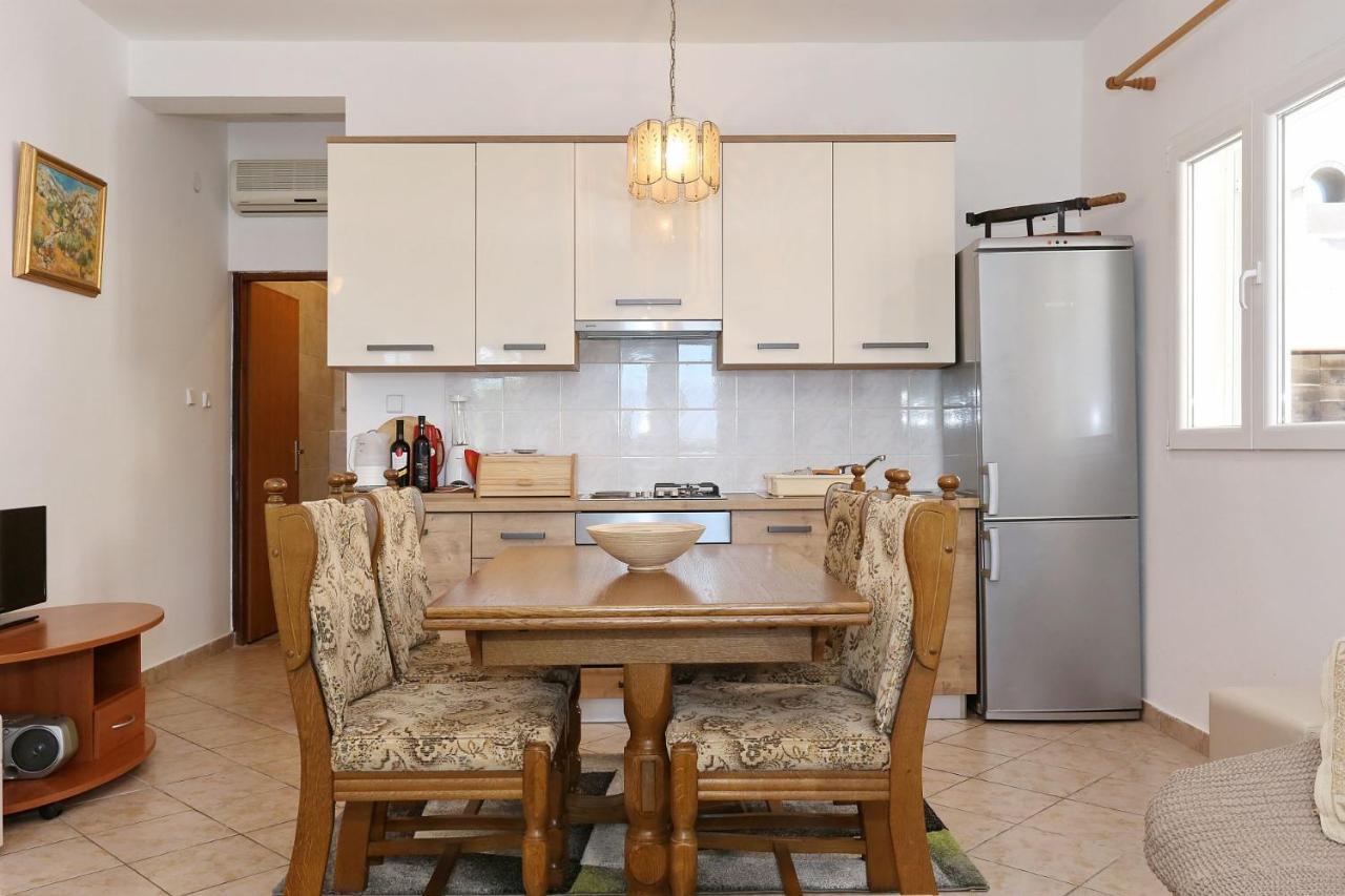 ויר Apartments Ivan מראה חיצוני תמונה