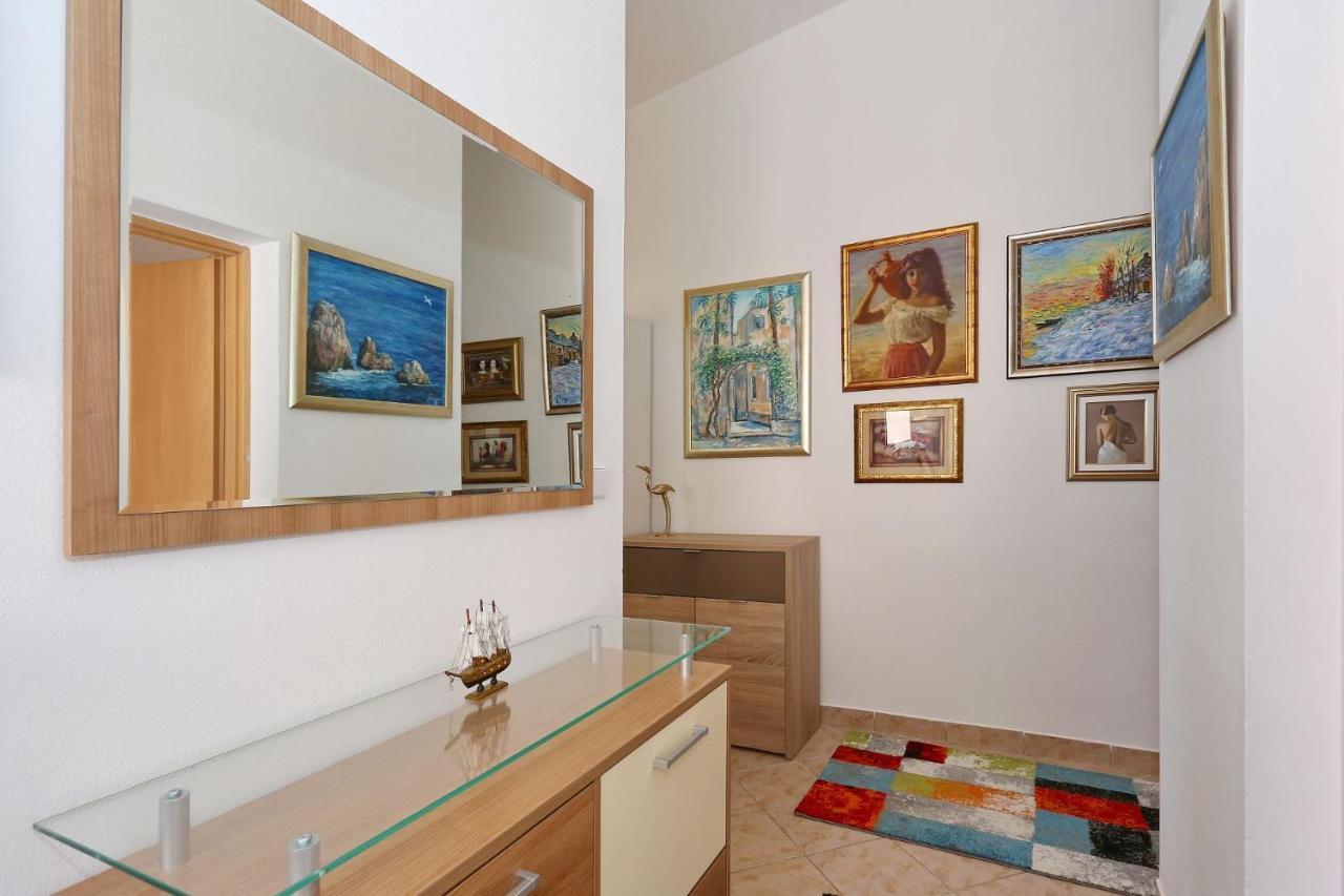 ויר Apartments Ivan מראה חיצוני תמונה